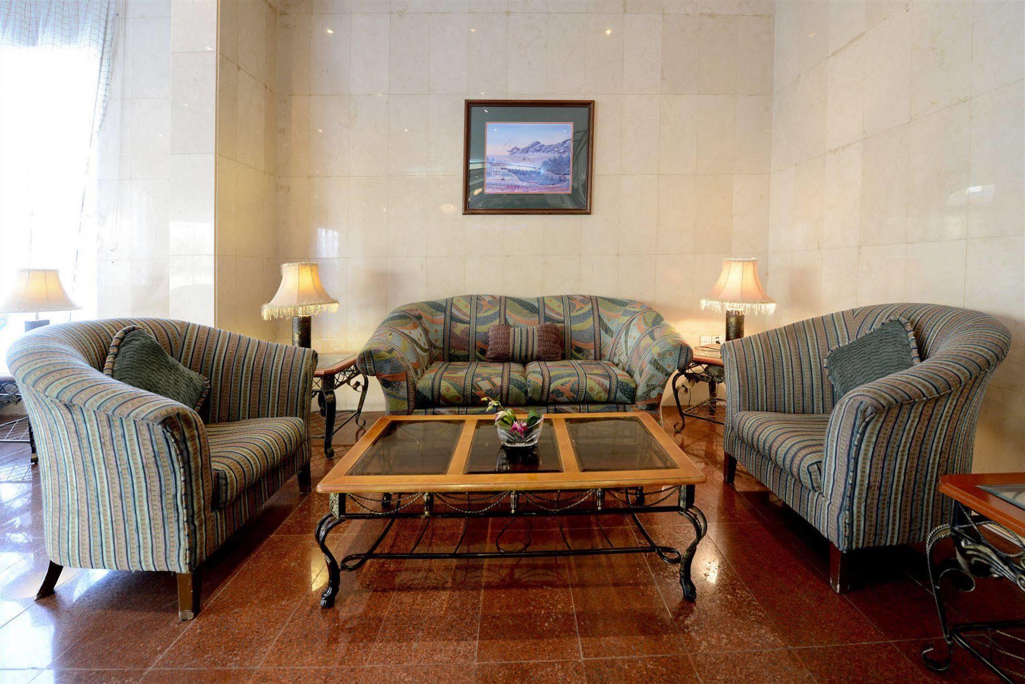 Boudl Al Olaya Hotel Рияд Екстериор снимка