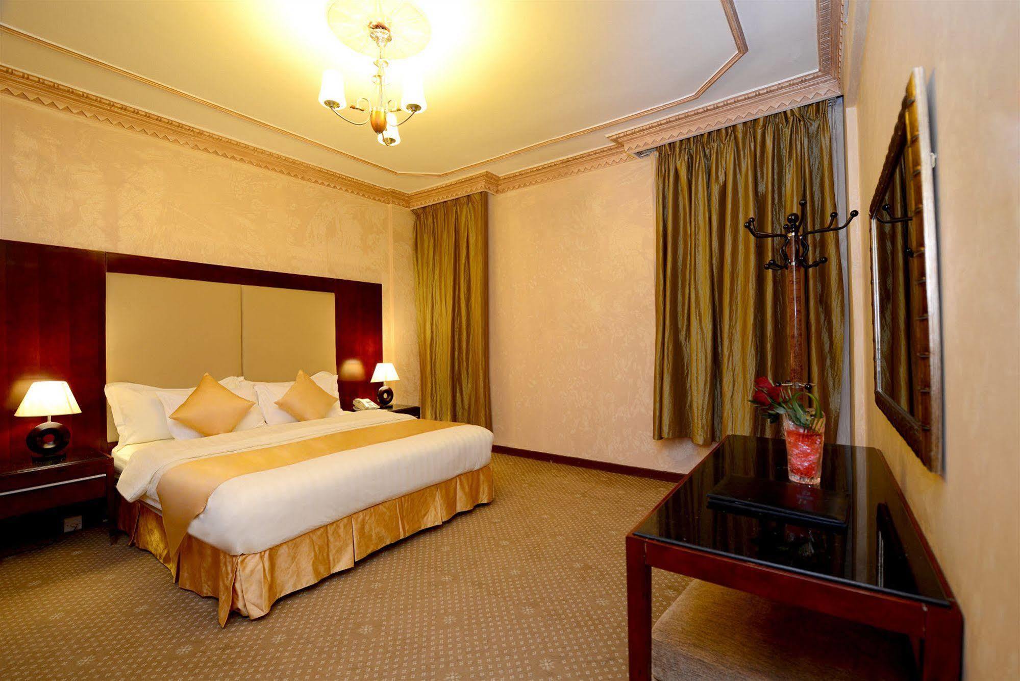 Boudl Al Olaya Hotel Рияд Екстериор снимка